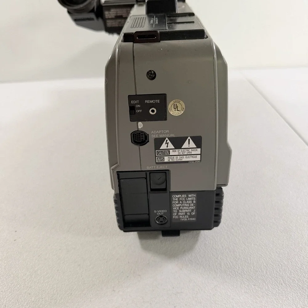 Panasonic AG-450 S-VHS VHS Reporter Movie Camcorder AS IS FOR PARTS READ